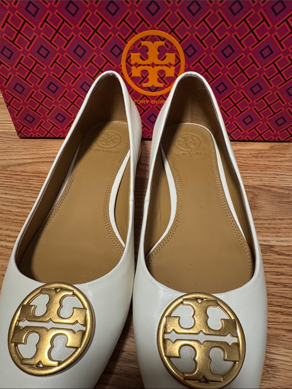 Tory Burch White Leather Ballet Flats with Gold Logo Medallions